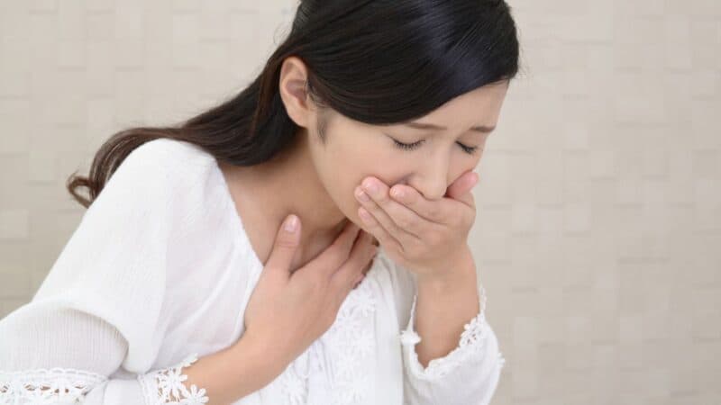 hormone progesterone tăng cao trong thai kỳ cũng làm giãn cơ vòng thực quản dưới, dẫn đến ợ nóng