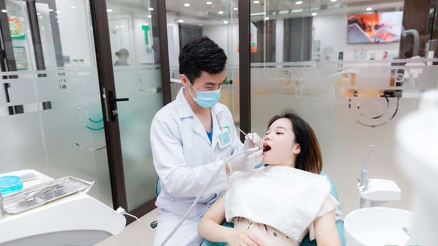 Phí lấy cao răng và những điều cần biết trước khi thực hiện