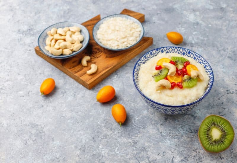 Tiêm vắc-xin có được uống thuốc hạ sốt không: Giải đáp chi tiết thắc mắc