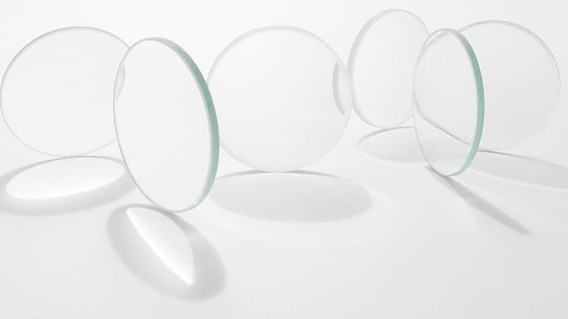 Trên thị trường hiện có rất nhiều loại tròng kính rẻ