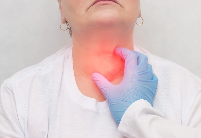 dấu hiệu u mỡ ở cổ