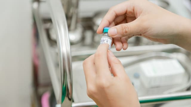 Vắc-xin MMR II và những điều bạn cần biết