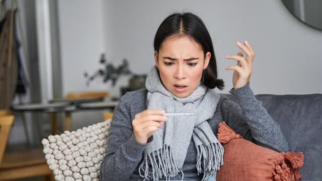 Biến chứng khi tiêm vắc-xin: Hiểu để bảo vệ sức khỏe