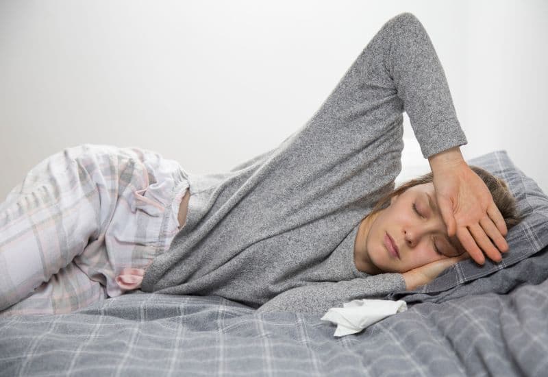 Sốt là một trong những phản ứng phụ phổ biến nhất sau khi tiêm vắc-xin.