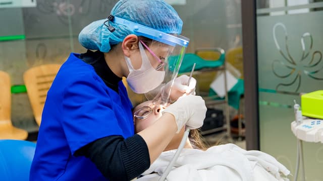 Các phương pháp lấy cao vôi răng an toàn, hiệu quả hiện nay