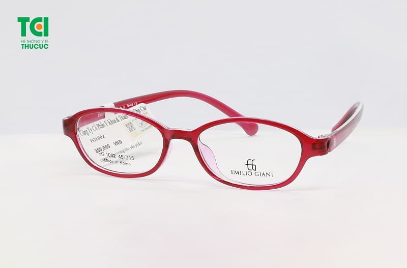 Quy trình sản xuất tròng kính gồm nhiều bước