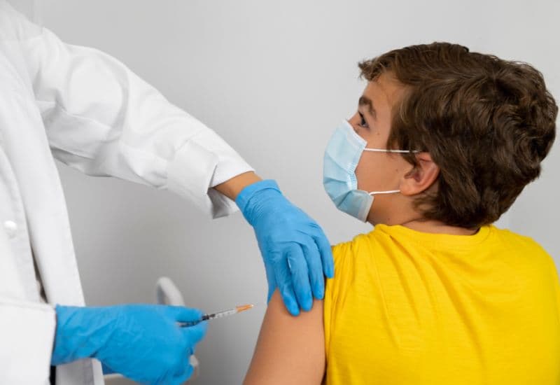 Thời gian giữa các mũi tiêm vắc-xin không phải là con số ngẫu nhiên. 