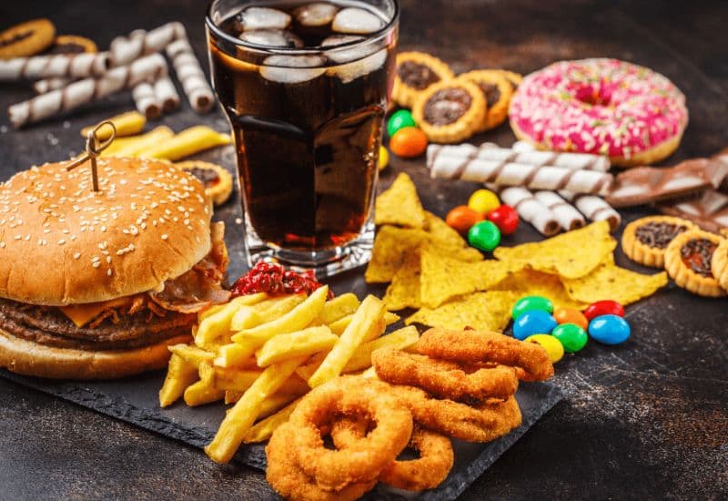 Thực phẩm nên tránh ăn, uống khi bị trào ngược dạ dày