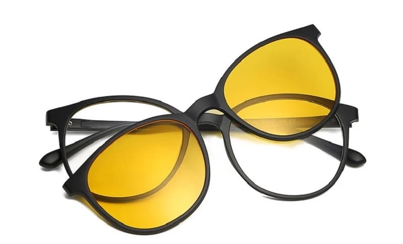Những thời điểm nên đeo kính màu vàng có thể bạn chưa biết