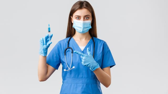 Vắc-xin VAT: Bảo vệ toàn diện người lớn và trẻ em trước uốn ván