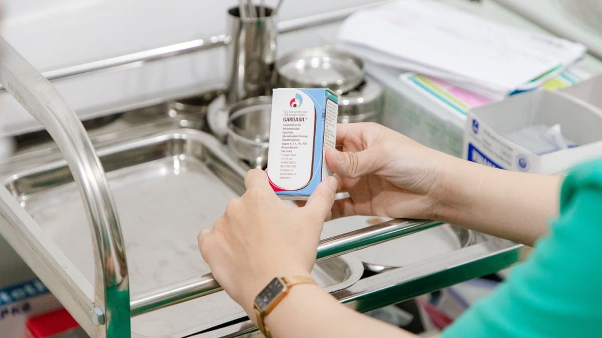 Vắc-xin chống ung thư cổ tử cung: Bước tiến y học dự phòng lớn