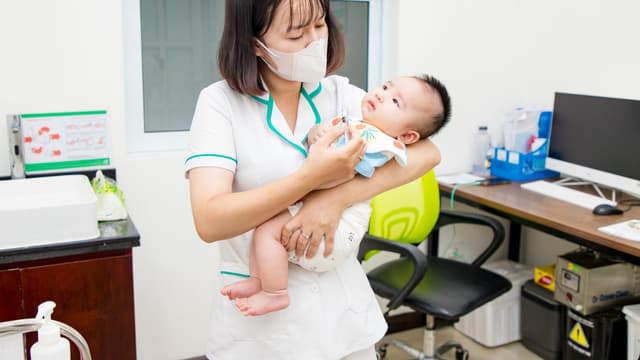 Vắc-xin Sabin: Cuộc cách mạng trong phòng chống bại liệt