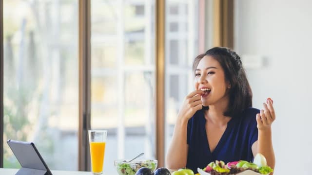 Ăn xong hay ợ hơi – Dấu hiệu cần lưu ý