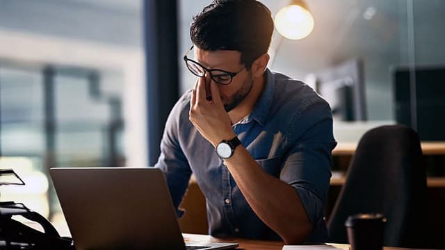 Tư vấn: Đeo kính cận 6 độ thế nào để tăng hiệu suất công việc