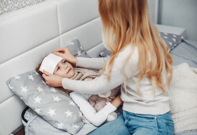 Cả hai loại vắc-xin đều đã trải qua quá trình kiểm nghiệm nghiêm ngặt và được chứng minh là an toàn để sử dụng.