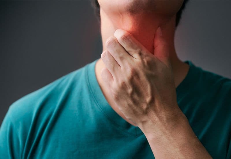 nghẹn cổ họng khó nuốt
