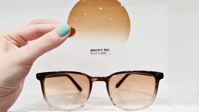 Tròng kính cận râm và những thông tin cần biết