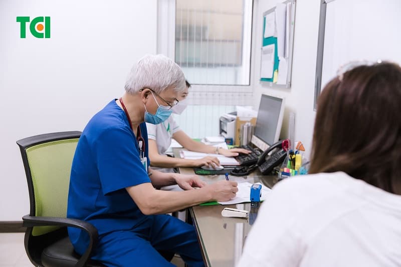 Bác sĩ TCI tư vấn cách giảm đau đầu bằng phương pháp thư giãn