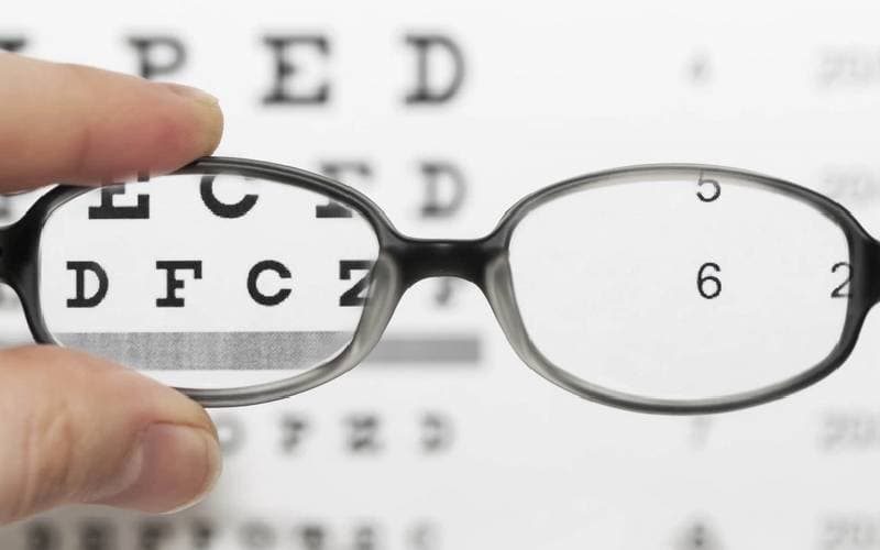 Đo kính cận hết bao nhiêu tiền thế