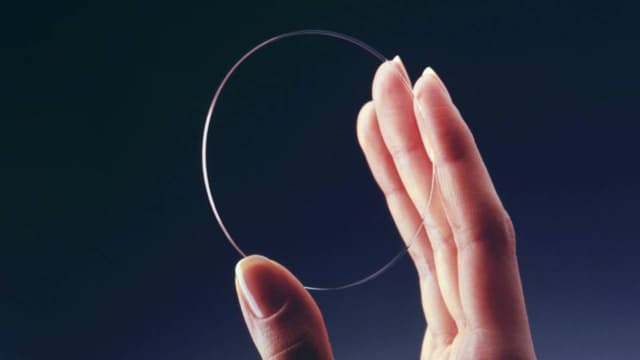 Giá tròng kính cận siêu mỏng và bí quyết chọn kính