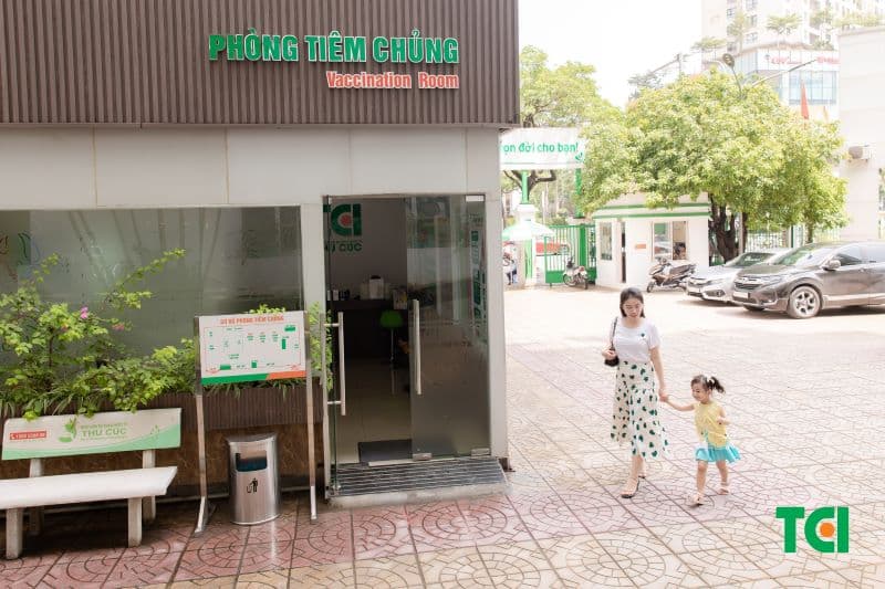 Học sinh khi nào được tiêm vacxin cũng là thắc mắc của nhiều phụ huynh.