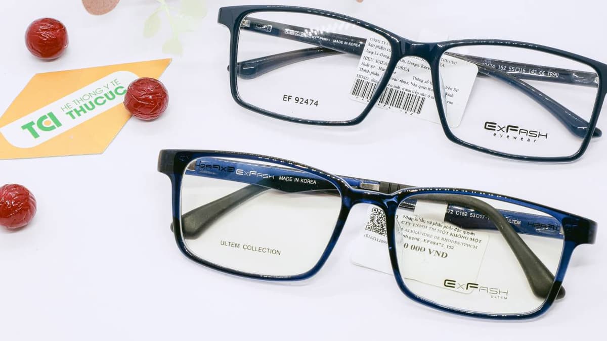 Kính thuốc và kính cận: Phân biệt và lưu ý khi chọn lựa