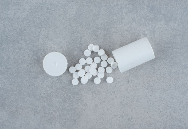 Hướng dẫn tiêm vắc-xin an toàn cho người cao tuổi