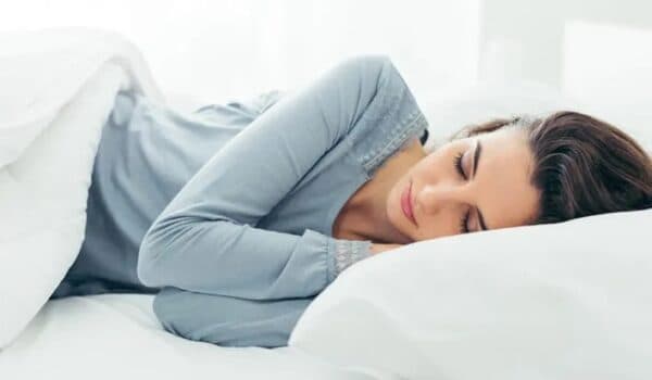 Nếu bạn cảm thấy cơ thể hơi mệt hoặc đau nhức sau khi tiêm, hãy nghỉ ngơi và tránh các hoạt động thể chất nặng.