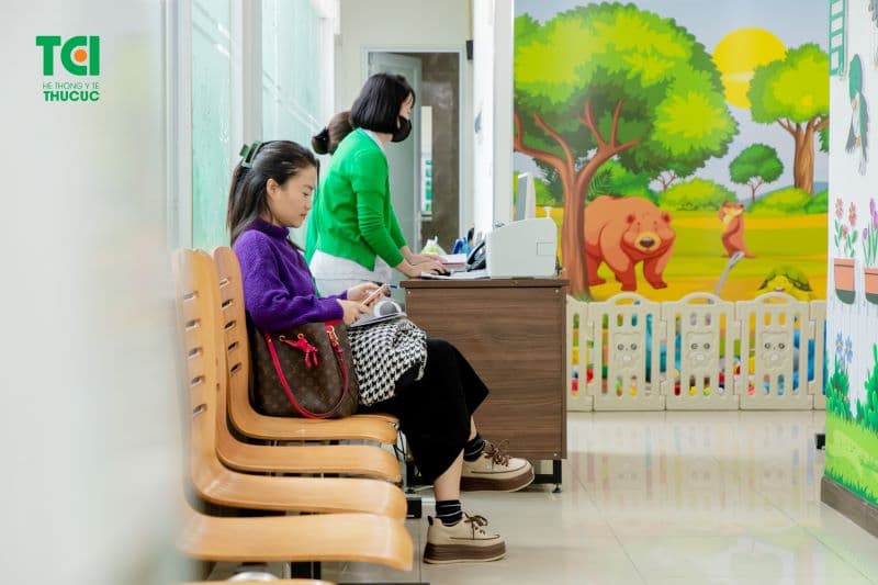 tiêm vắc xin cần kiêng gì