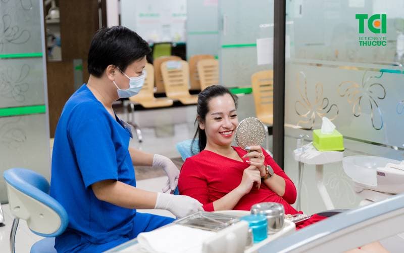 Bọc răng sứ chi phí tại viện