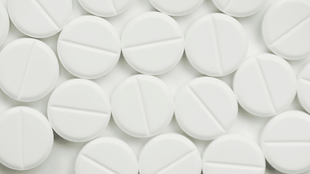 Dị ứng ibuprofen có tiêm vắc-xin không: Lời khuyên từ chuyên gia