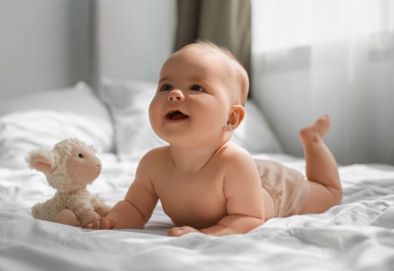 Chương trình TCMR tại Việt Nam hiện đang cung cấp miễn phí 11 loại vaccine phòng ngừa các bệnh truyền nhiễm nguy hiểm.