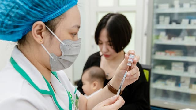 Tiêm phòng dịch vụ: Giải pháp chăm sóc sức khỏe chủ động