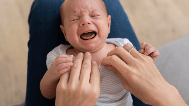 Tìm hiểu về vấn đề tiêm vắc-xin 5 trong 1 có nguy hiểm không