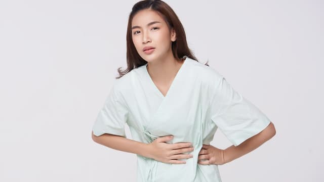 Tiêm vắc-xin bị trễ kinh: Những điều chị em cần biết