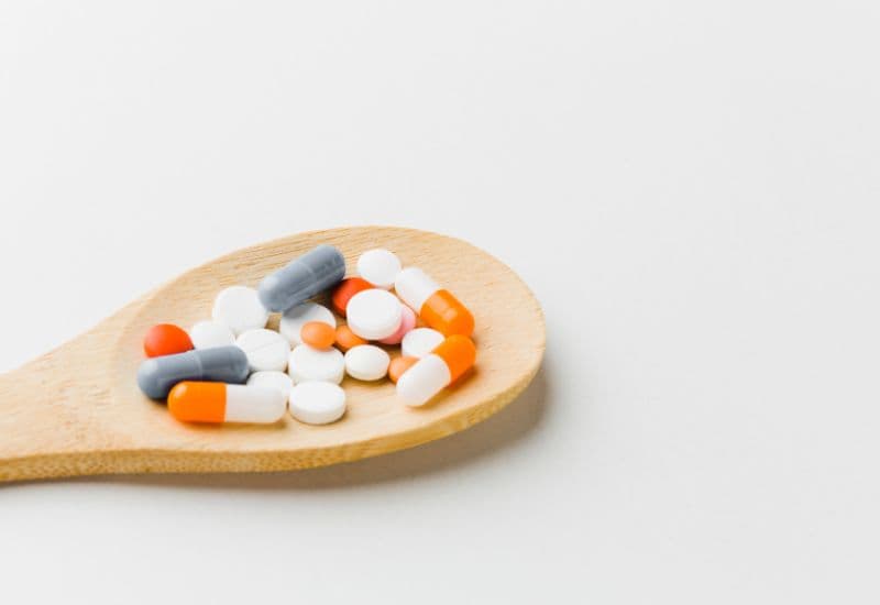 Một trong những tác dụng quan trọng nhưng thường bị bỏ qua của việc tiêm vắc-xin là góp phần giảm đáng kể việc sử dụng kháng sinh trong cộng đồng.