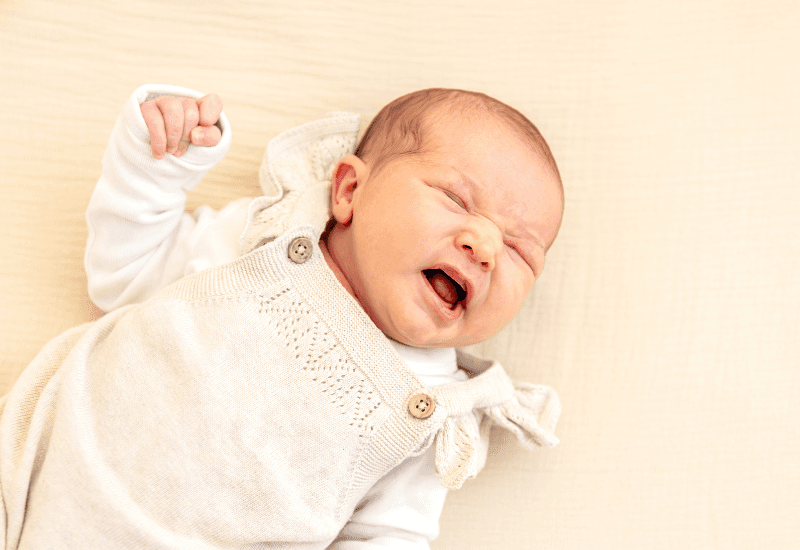 Sau khi tiêm, cơ thể trẻ có thể xuất hiện một số phản ứng thông thường.