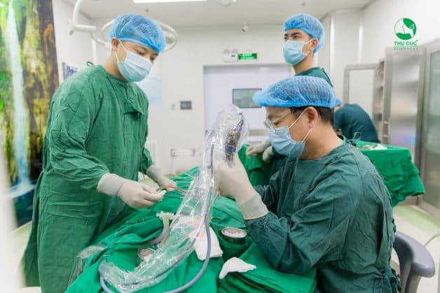 chỉnh hình sau chấn thương tai mũi họng 