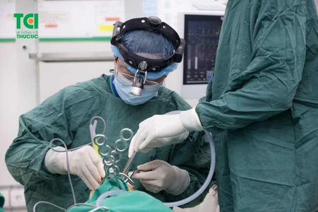 các phẫu thuật bệnh lý mũi 