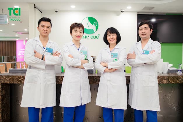 Đến với Chuyên khoa Răng Hàm Mặt của bệnh viện ĐKQT Thu Cúc, khách hàng sẽ được tư vấn và thăm khám kỹ lưỡng bởi đội ngũ giáo sư, bác sĩ chuyên môn cao, tài đức vẹn toàn.