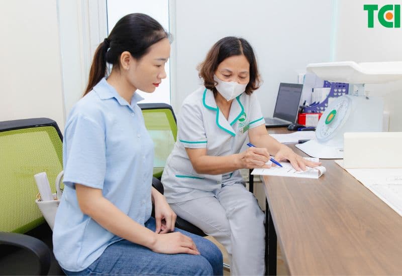 Để xác định chính xác lượng chất đạm cần thiết cho cơ thể, bạn nên tìm đến sự tư vấn của các chuyên gia dinh dưỡng