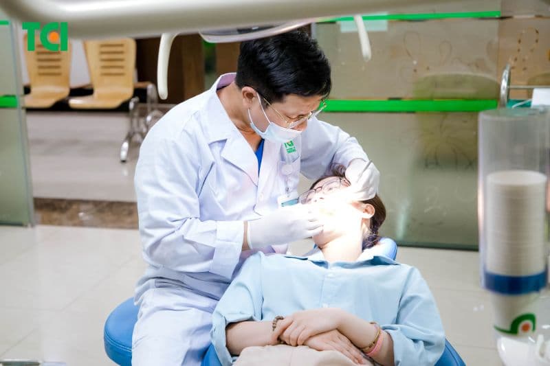 chi phí cạo cao răng