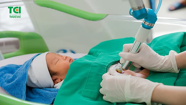 Plasma cuống rốn: Xóa tan nỗi lo nhiễm trùng ở trẻ sơ sinh