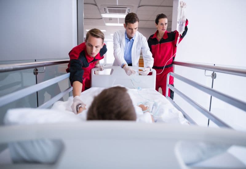 Dấu hiệu nguy hiểm cần cấp cứu khi trẻ bị cúm