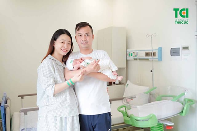 Đẻ mổ bao lâu hết sản dịch và những lưu ý quan trọng sau khi sinh