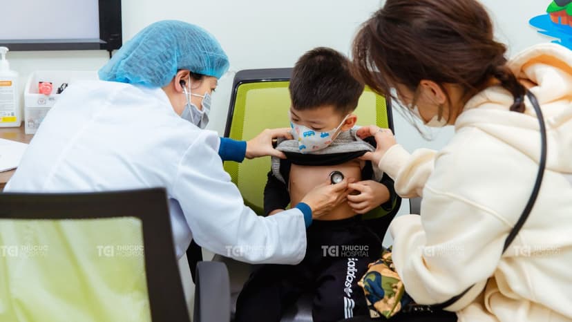 Điều trị sốt siêu vi ở trẻ nhỏ: Một số lưu ý cơ bản nhất