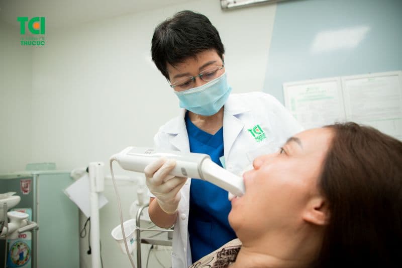 điều trị tủy răng hết bao nhiêu tiền