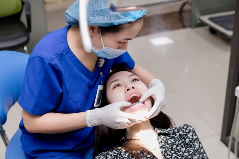 Niềng răng là giải pháp tối ưu cho những ai muốn có hàm răng đều đẹp và khớp cắn chuẩn.