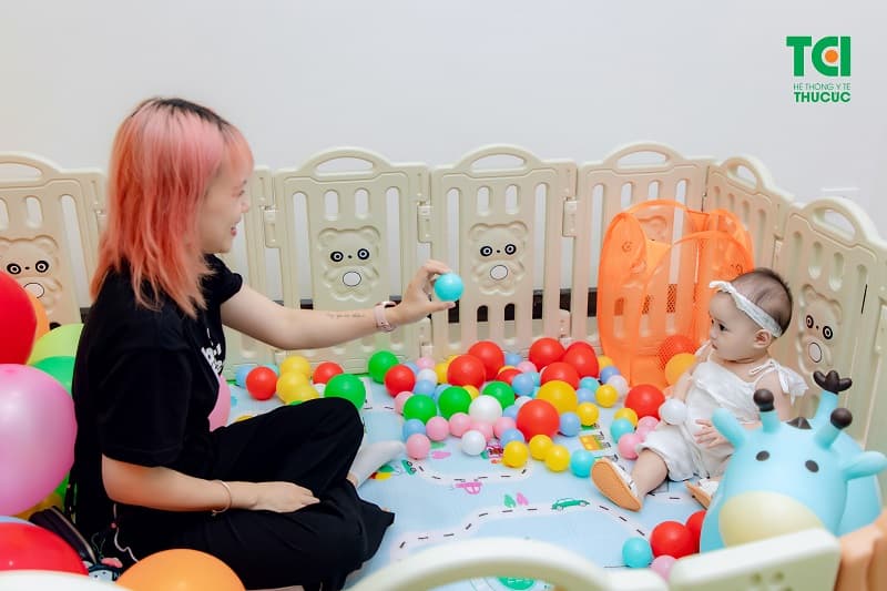 Cần theo dõi trẻ 30 phút sau khi tiêm tại cơ sở y tế