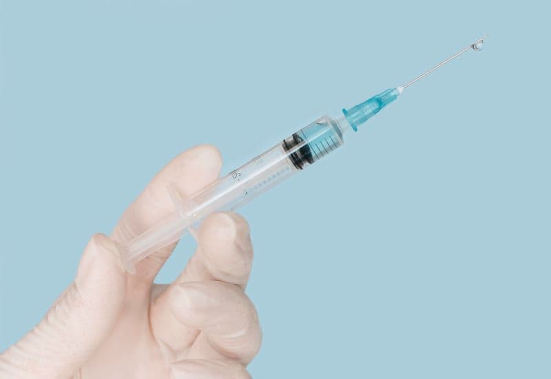 Mũi 5 trong 1 được thiết kế để kích thích cơ thể tạo kháng thể chống lại 5 bệnh truyền nhiễm nguy hiểm là bạch hầu, ho gà, uốn ván, viêm gan B và Hib. 